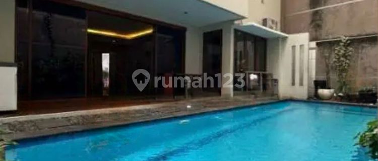 Rumah Depan Taman di Pondok Indah Jalan Luas Jarang Ada 1