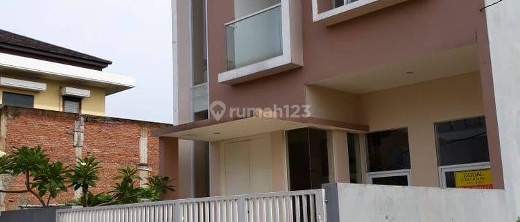 Rumah Minimalis Modern Siap Huni Di Arcamanik Endah Bandung 1