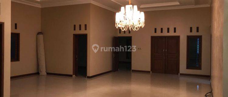 Dijual Rumah Villa di Singaparna Tasikmalaya 1