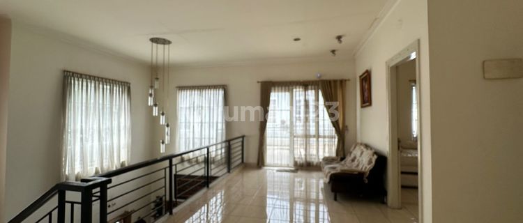 Rumah Cantik Di Cluster Premium Kota Wisata Cibubur 1