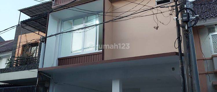 Dijual rumah taman palem lestari rumah baru 1