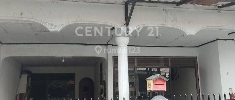 RUMAH SIAP HUNI BISA JADI KOSTAN 10 KAMAR DI CIPINANG JAKARTA TIM 1