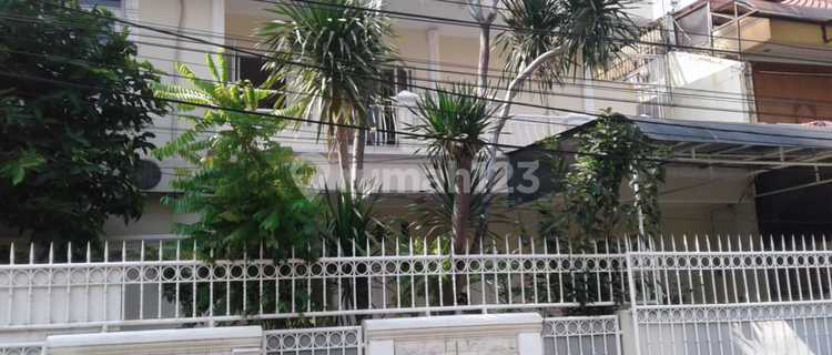 Rumah Bagus Di Cempaka Putih Tengah Jakarta Pusat 1