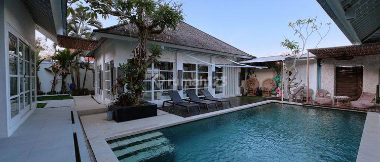 Luxurious Beautiful Villa Berawa 1