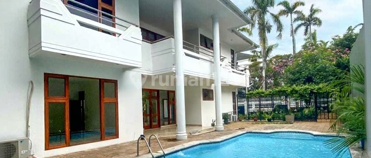 American Classic Modern House With Pool in the Permata Hijau Area 1