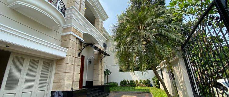 Beautiful Classic House In Quiet Area Pondok Indah 1