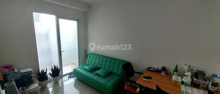 Apartemen Signature Park Unfurnished 2 Bedroom 1