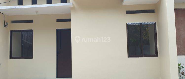 Rumah Baru Selesai Renovasi Dkt Stasiun Cisauk 1