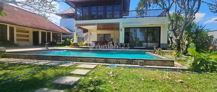 Villa with Sea View in Kedungu Belalang Near Ciputra Tanah Lot Canggu 1