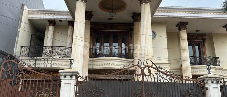 DIJUAL SANTAI TAPI PASTI RUMAH SIAP HUNI Jl. RIMBA CIPETE UTARA KEBAYORAN BARU JAKARTA SELATAN (DEKAT ESSENCE DARMAWANGSA APARTMENT) 1