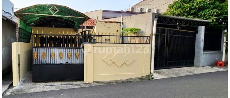Rumah Bagus di Kebon Jeruk Jakarta Barat 1