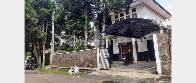 For Rent: Strategic Setra Sari House near Pasteur Toll Gate 1
