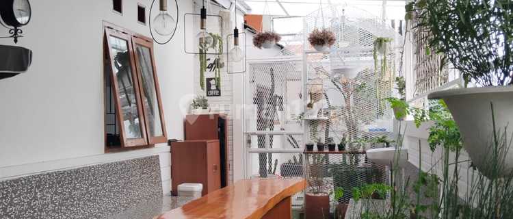 Rumah Sindanglaya Bandung Timur - Minimalis Semi Furnish Terdapat Kolam Renang 1