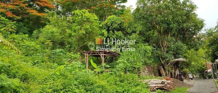 Tanah Tengah Kota Semarang Strategis Kawasan Elit Dijual di Kelud, Gajahmungkur Semarang Selatan 12.139 IRE  1