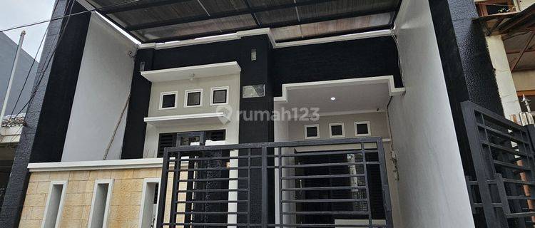 Rumah 2 Lantai Muara Karang Bagus Semi Furnished SHM Ukuran 6x15  1