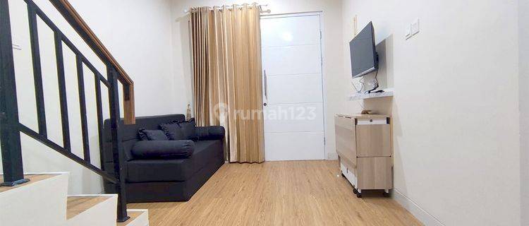 Rumah 2 Lantai Full Furnished Bagus Virginia Ukuran 4,5x10 Ppjb  1