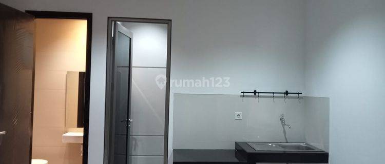 Rumah Hawai Pik2 Bagus Ukuran 4,5x10 2 Lantai Semi Furnished SHM  1