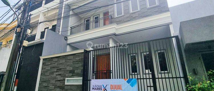 RUMAH MUARA KARANG UKURAN 8X15 HADAP SELATAN KOSONGAN SHM 1