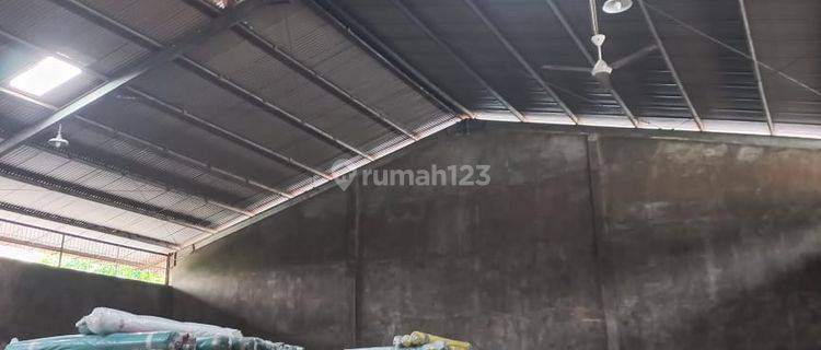 Gudang rawa buaya luas 800m2 uk 20x40 jakarta barat  1