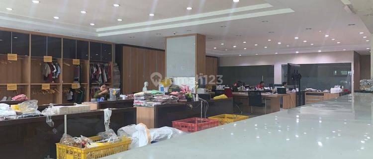 SANGAT LANGKA .. DIJUAL CEPAT GEDUNG OFFICE BONUS GUDANG , LIFT BARANG , PARKIR LUAS , BAGUS SIAP PAKAI 1