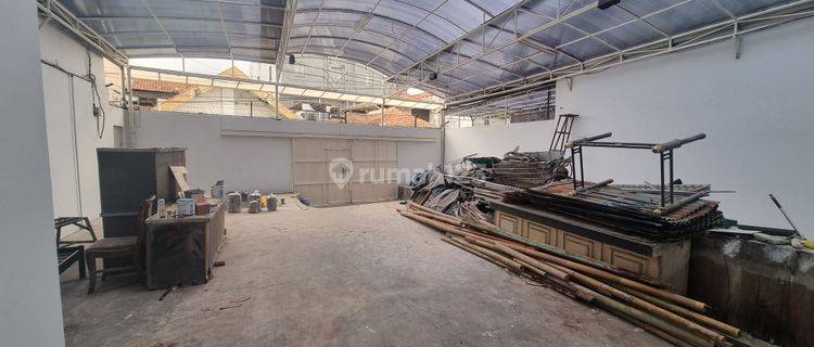 Gudang, rumah, kantor dipusat kota disewakan 1