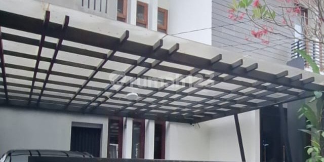 Rumah Cantik Minimalis di Lingkungan Tenang Bintaro 1