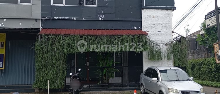 Good 2-Story Shophouse Ready to Use in Karang Tengah Lebak Bulus 1