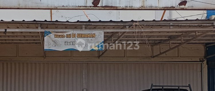 2-Story Connected Shop House in Cireundeu, Tangsel 1