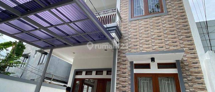 Disewakan Rumah Minimalis Modern Dg Semi Furnisher Di Jl Cempaka, Dekat Perbatasan Jaksel Dg Tangsel
 1