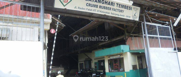 Dijual Bangunan Ex Pabrik Karet di Jambi 1