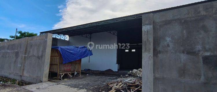 Warehouse with new building / Ready in June located in West Mahendradatta Area near West Teuku Umar - Denpasar 1