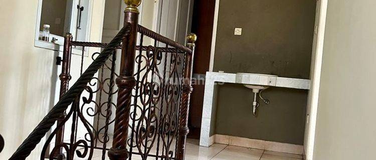 Rumah Sewa Murah hadap Timur di Metro Permata 1
