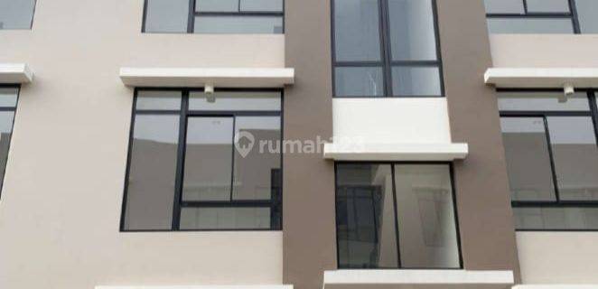 Dijual Murah Condo House Bawa Hoki Siap Huni Harga Murah di Green Royal, Semanan, Jakarta Barat 1