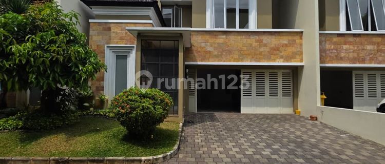 Rumah Pejaten Barat Nuansa Bali Modern 1