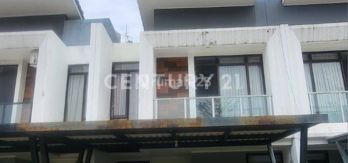 RUMAH 2 LANTAI DI METLAND TRANSYOGI CILEUNGSI 1