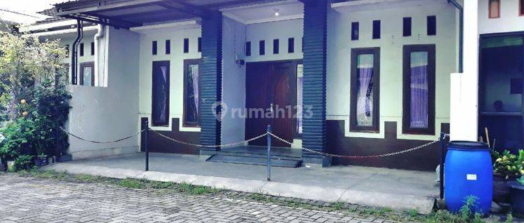 Rumah Nyaman Sudah Renovasi di Gonilan, Sukoharjo 1