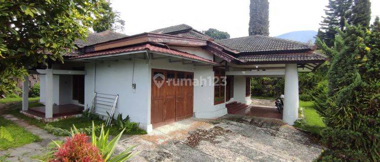 Villa Asri Dan Nyaman Full Furnished di Tawangmangu 1