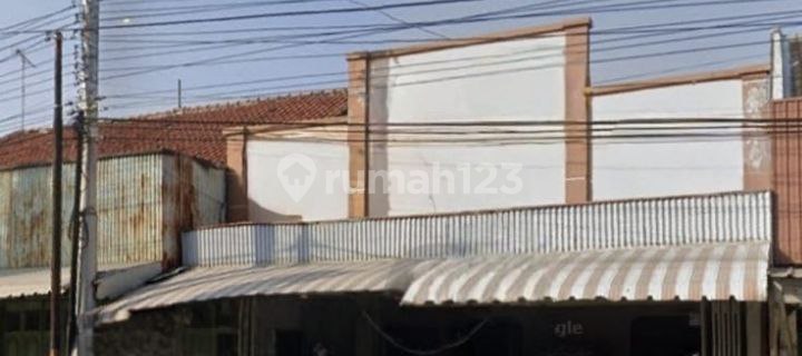 Strategic Shop House Location in Downtown Brebes 1
