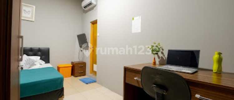 14-Room Boarding House Ready for Occupancy in Pulomas, Rare Find 1