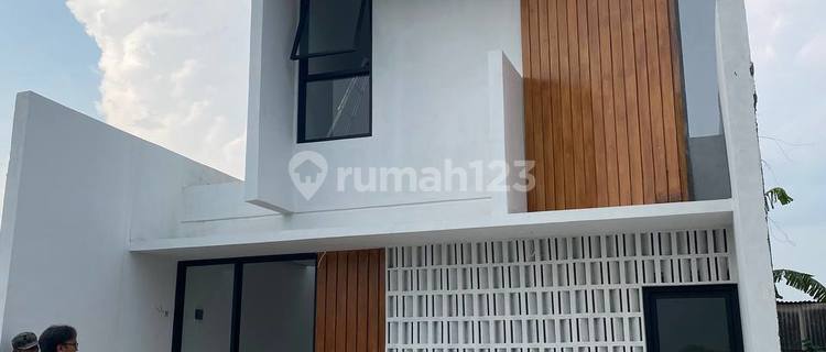Rumah Baru 2 Lantai Harga 1 Lantai Buah Batu Bandung 1