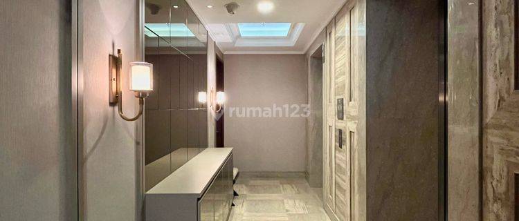 District 8, 2BR 153sqm, Harga Termurah, Very rare unit! 1