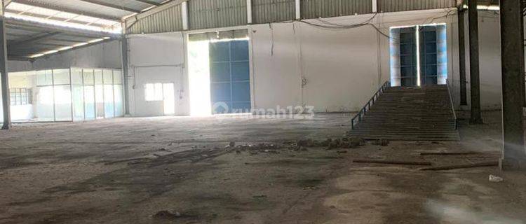 Disewakan Gudang Raya Margomulyo  1