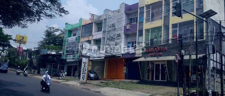 Cheap Adjoining 3-Storey Shophouses Suitable for Business Locations on the Alternative Highway Side of Cibubur Cileungsi 1