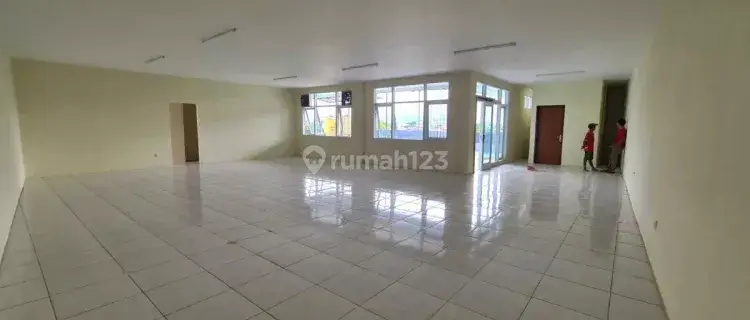 Disewakan Gedung Bagus Prestigious Sayap Jln. Asia Afrika Bandung 1