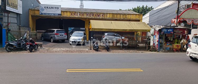 Single-storey shop house on Jalan Raya Wangun Tajur with a 17-meter frontage. 1