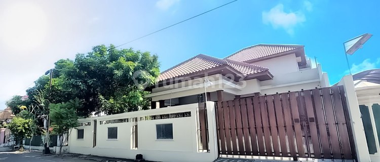 Rumah Mewah Luas 2lt Lingkungan Premium Furnish Solo Kota 1