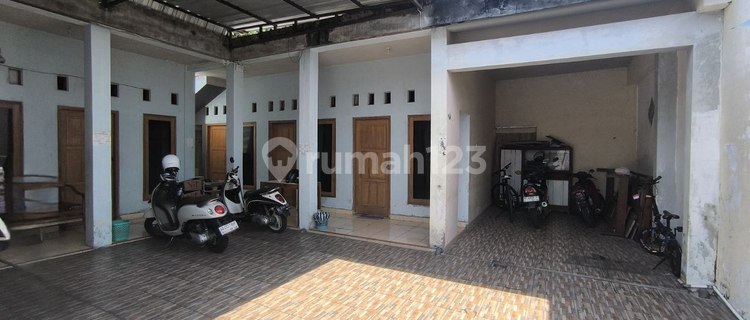 Kost Full Occupied Edge of Jln Adisoemarmo Near Akfis Campus 1