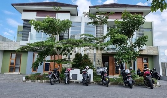 Rumah Mewah Cluster 2lt Klodran Colomadu Karanganyar 1