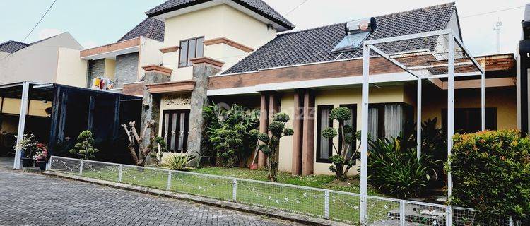 Rumah Mewah 1.5 Lt Di Cluster Premium Selatan Solo 1