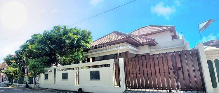 Rumah Bagus 580m2 Nyaman Di Tengah Kota Solo 1